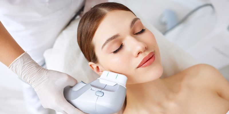 How Fat Freezing and HIFU Work Together? 4 book a personalised consultation of Fat Freezing and HIFU Together Chelmsford
